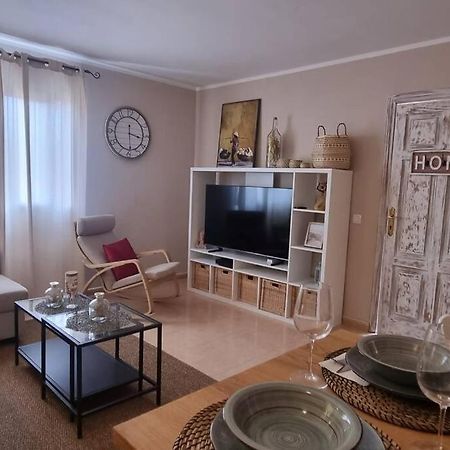 Appartamento Bouganville Con Terrazza E Piscina Corralejo Bagian luar foto